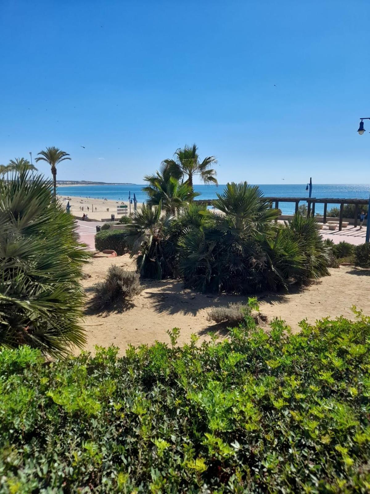 Apartamento Playa La Barrosa Chiclana de la Frontera Exterior photo